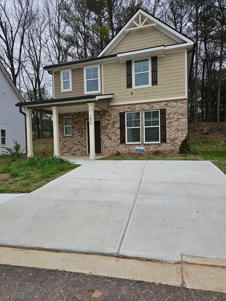 Primary Photo - 1056 Thomasville Estate Way