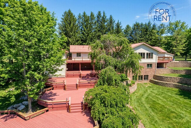 Building Photo - 7255 E Baldwin Rd