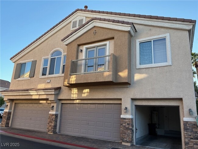 Primary Photo - 67 Dow Jones St