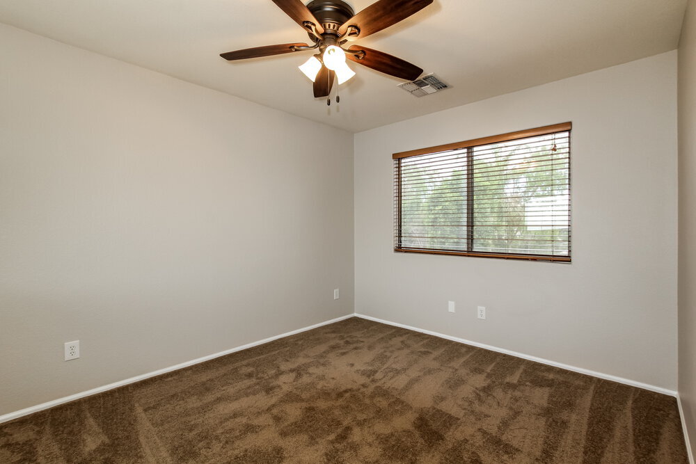 Building Photo - 16231 W Moreland St