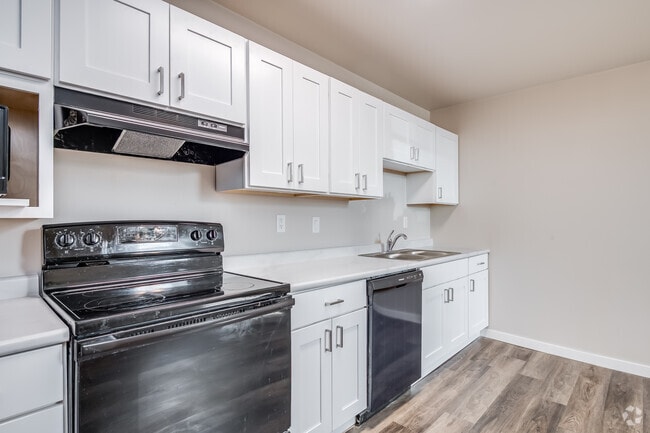 Primary Photo - Friar House Flats