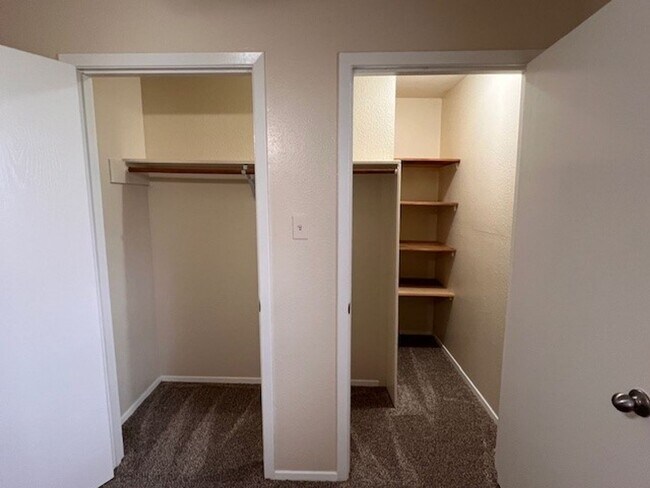 Building Photo - Hu Properties2 (3308 Dunliegh Dr)