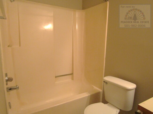 Building Photo - 1100 S James St