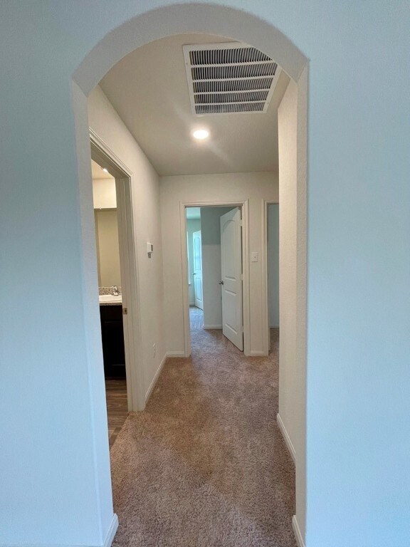 Building Photo - 313 Cres Park Dr
