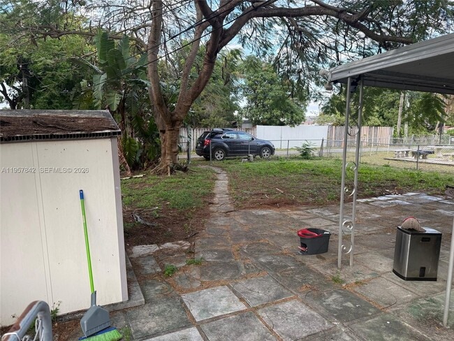 Building Photo - 34 SW 5th St