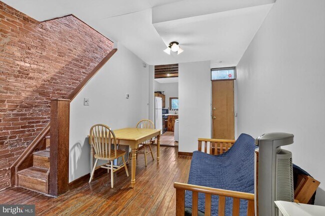 Building Photo - 4107 Ludlow St