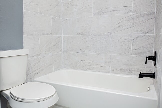 Building Photo - 101 S Allen-Genoa Rd