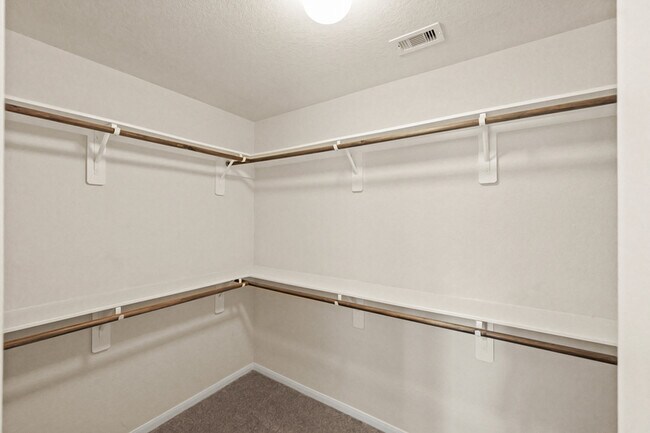 Building Photo - 16401 Olive Sparrow Dr