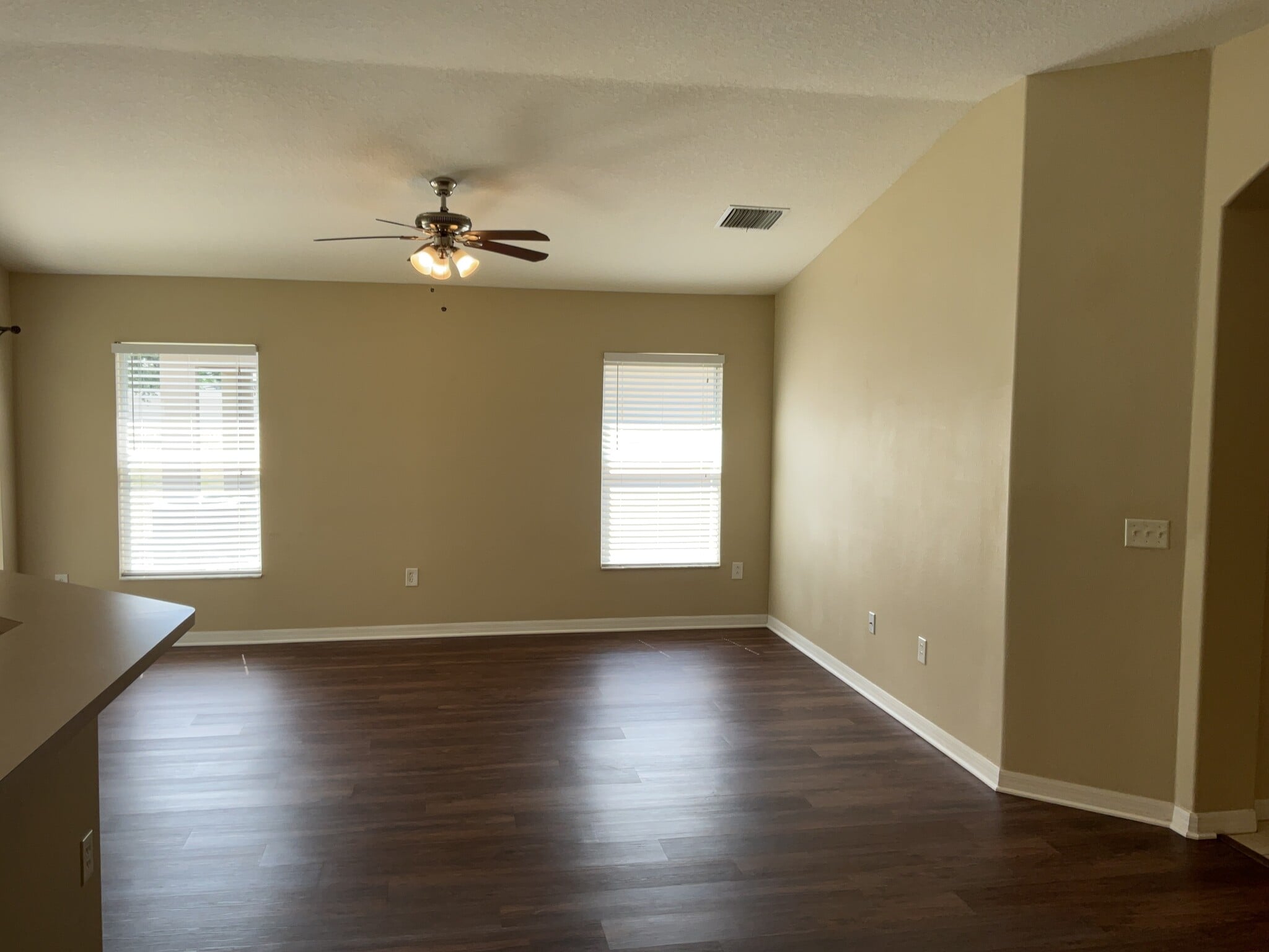 Building Photo - 8019 Alamosa Wood Ave