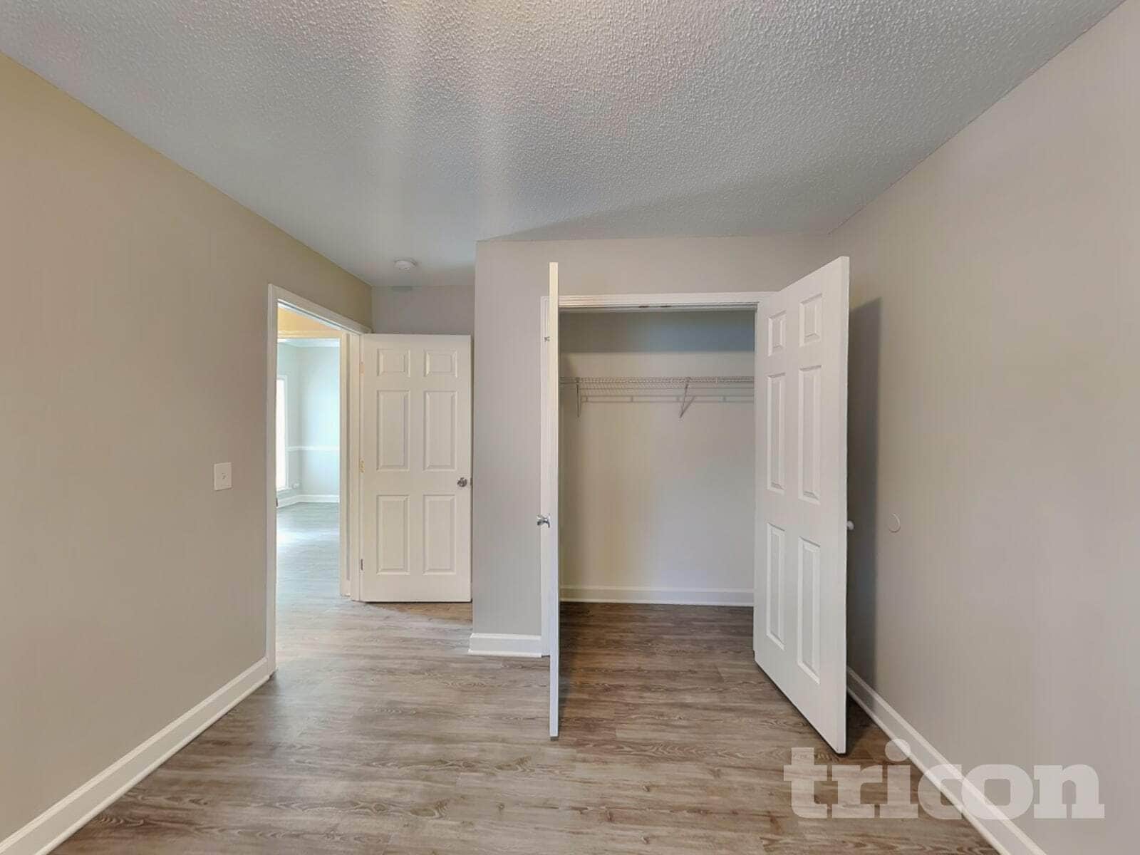 Building Photo - 2 Abbey Rd