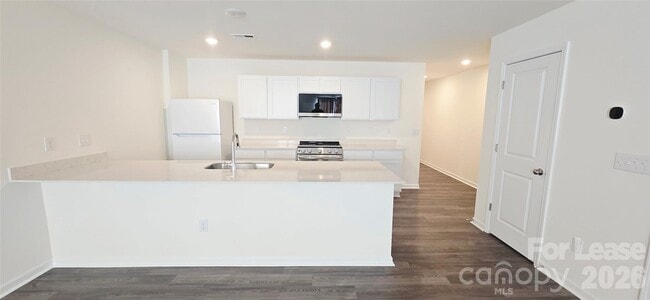 Building Photo - 1931 Tranquility Cir