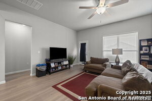 Building Photo - 5806 Larkspur Dr