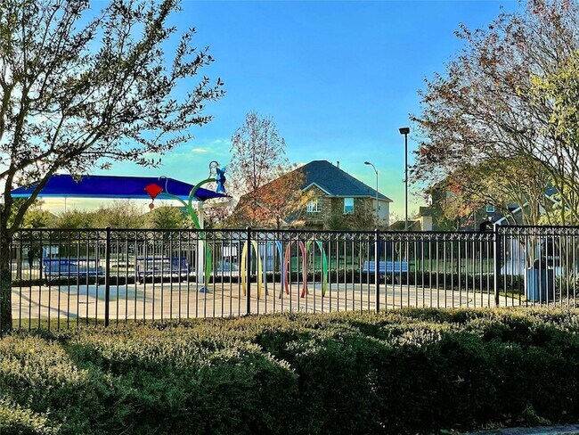 Building Photo - 17810 Serene Shore Dr