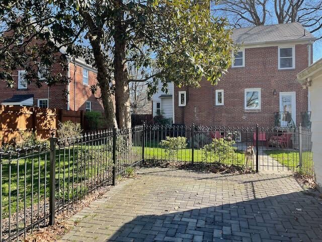 off-street parking - 1836 Varnum St NE