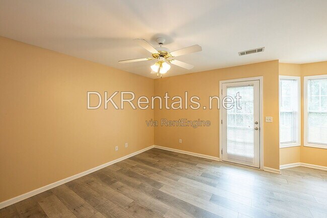 Building Photo - 7712 Autry Cir