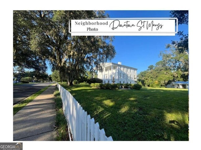 Building Photo - 505 Osborne St