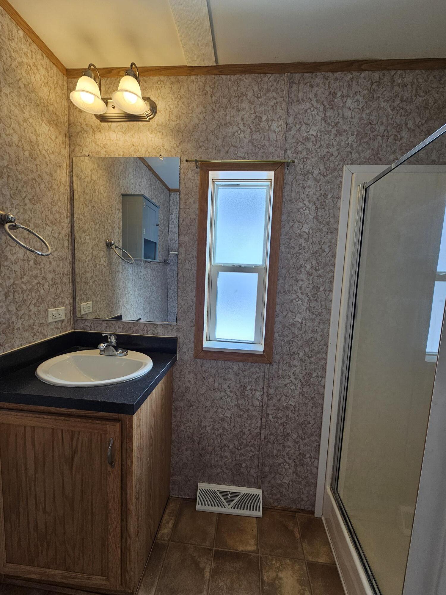 Building Photo - 4 Arbor Pl