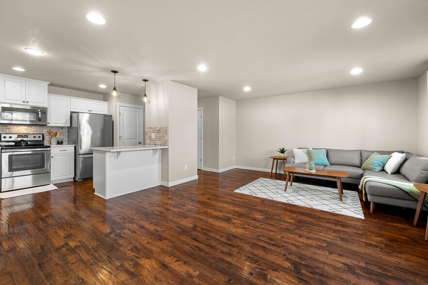 Kitchen, living room - 108 NE 14th St