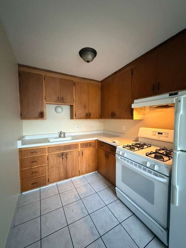 Building Photo - Introducing A Newly Renovated Apartment!