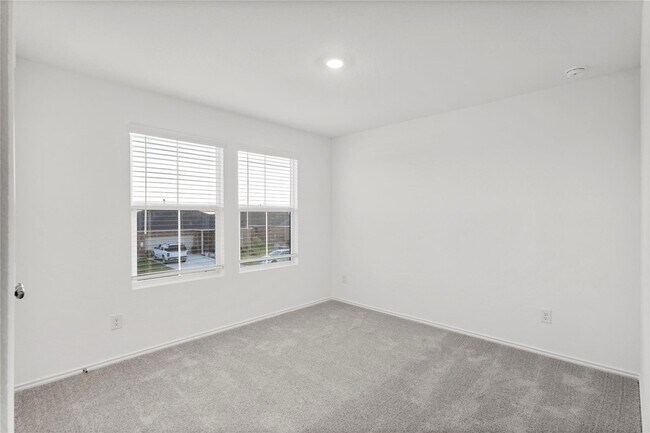 Building Photo - 153 Rodney Boat Rd