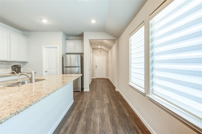 Building Photo - 21414 Hawthorn Harvest Cir