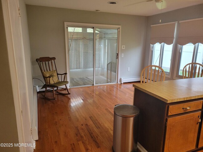 Building Photo - 43 Rodhos St