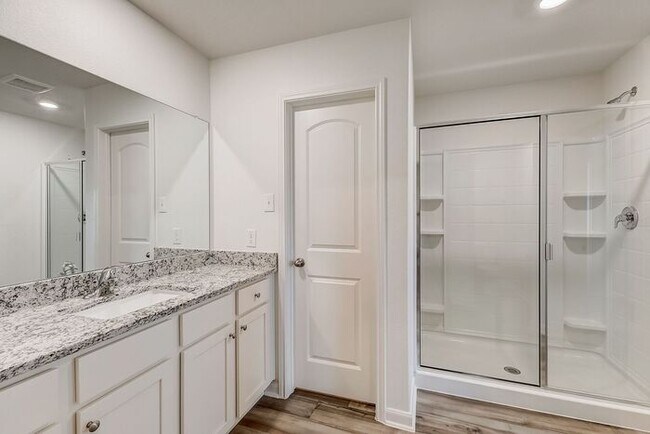 Building Photo - 135 Crimson Cir