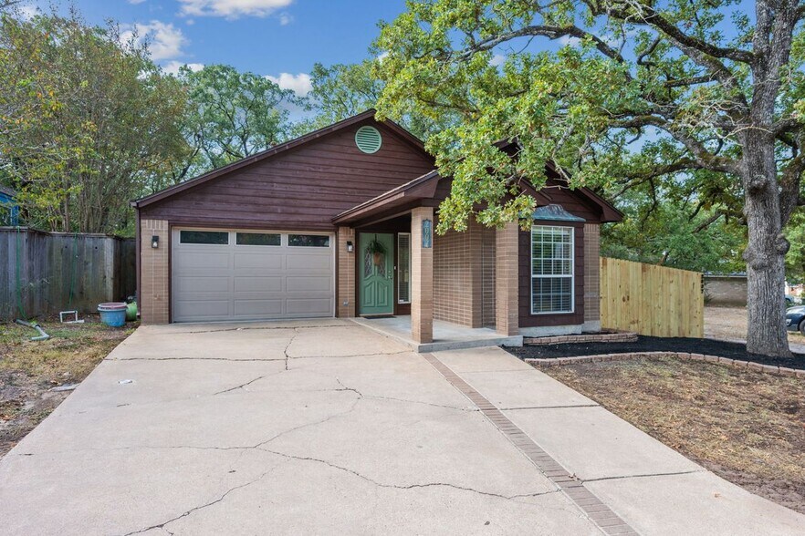 Building Photo - 2007 Wilderland Cir