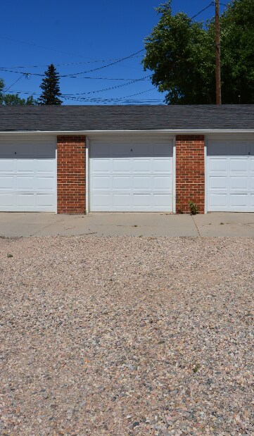 Building Photo - Updated Two Bedroom is Now Ready!