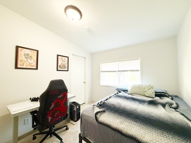 Building Photo - 360 E Rasor Rd