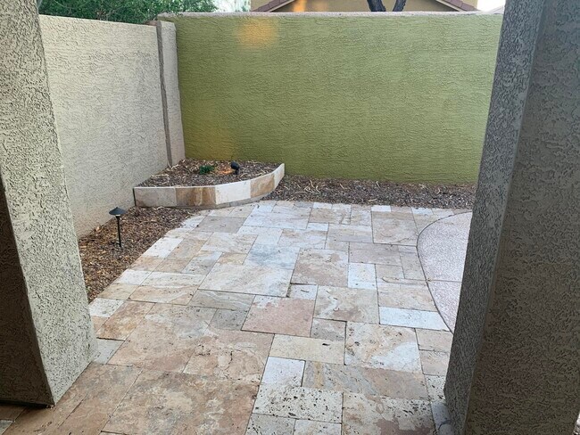 Building Photo - 21842 N 40th Pl