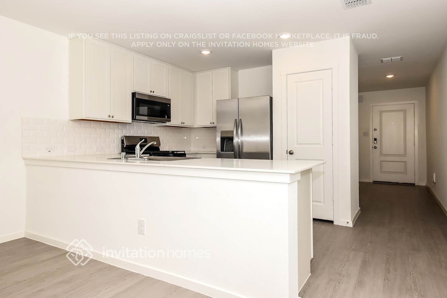 Building Photo - 1407 Merlin Blf St