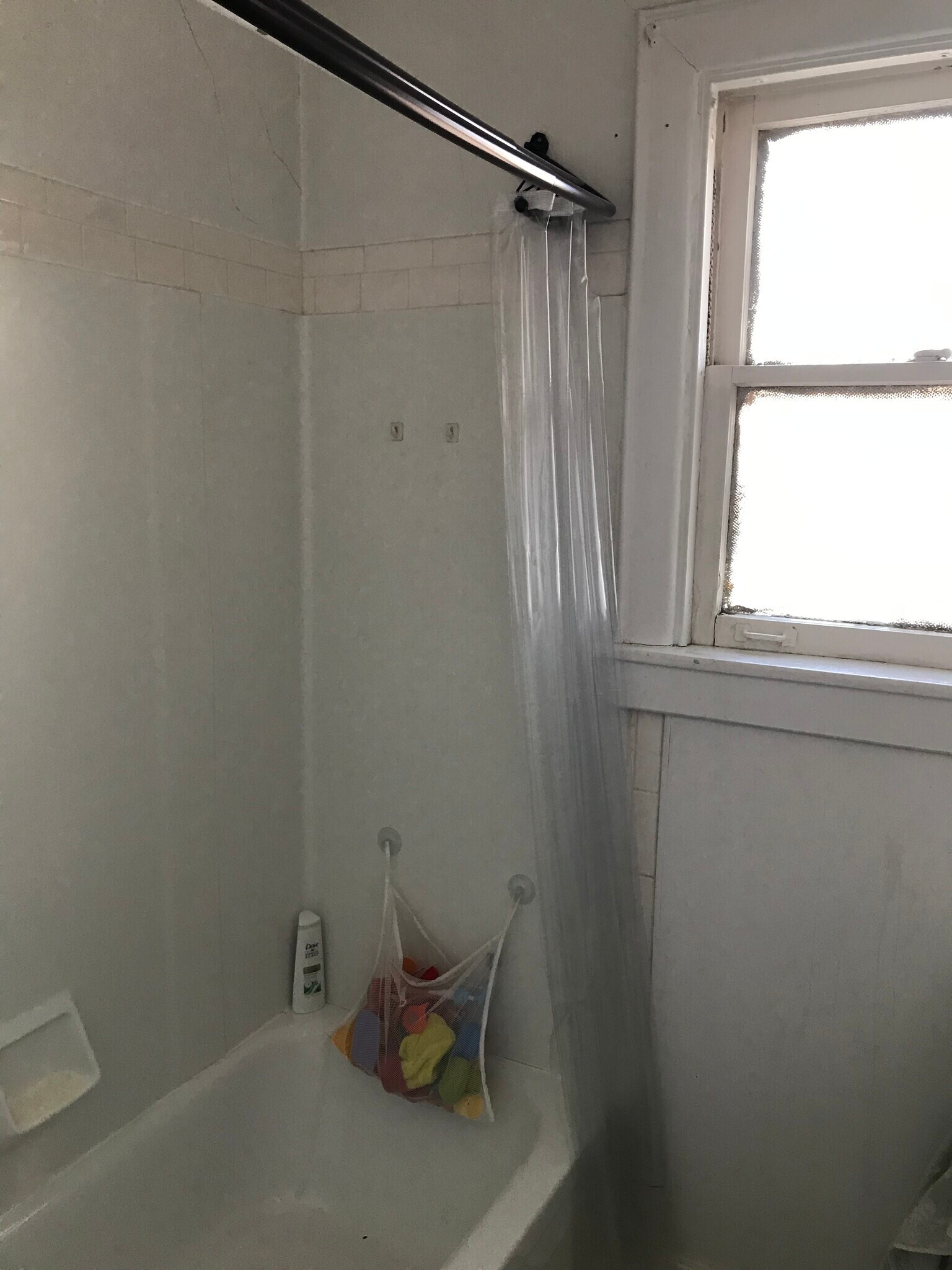 Building Photo - 5539 Beacon St