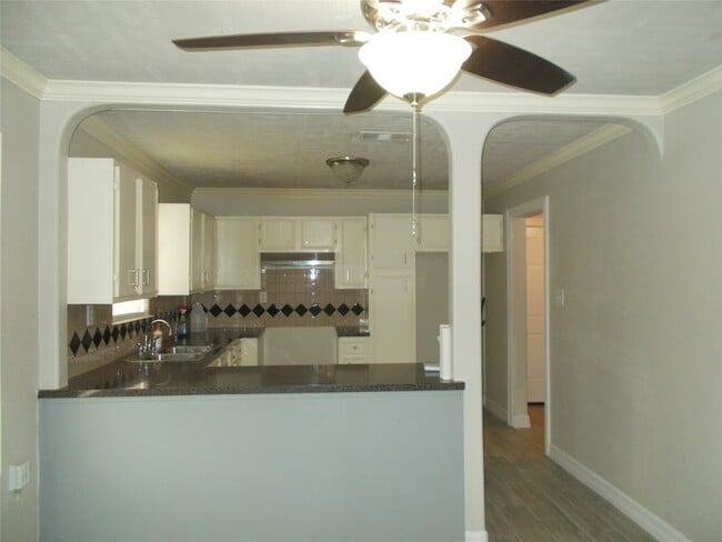 Building Photo - 8152 Garland St