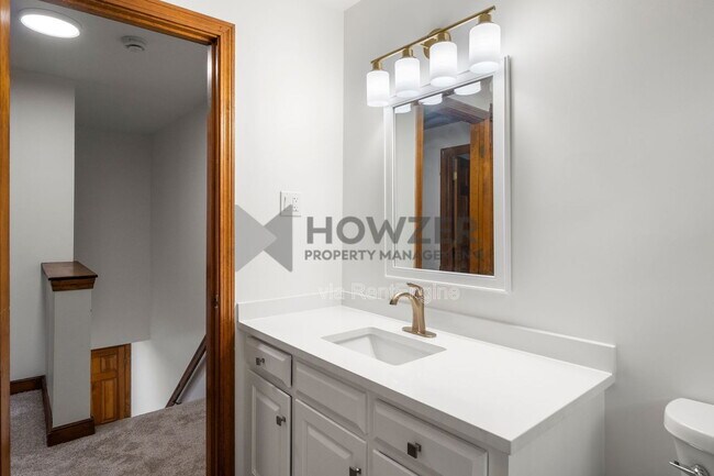 Building Photo - 21 Pleasant Park