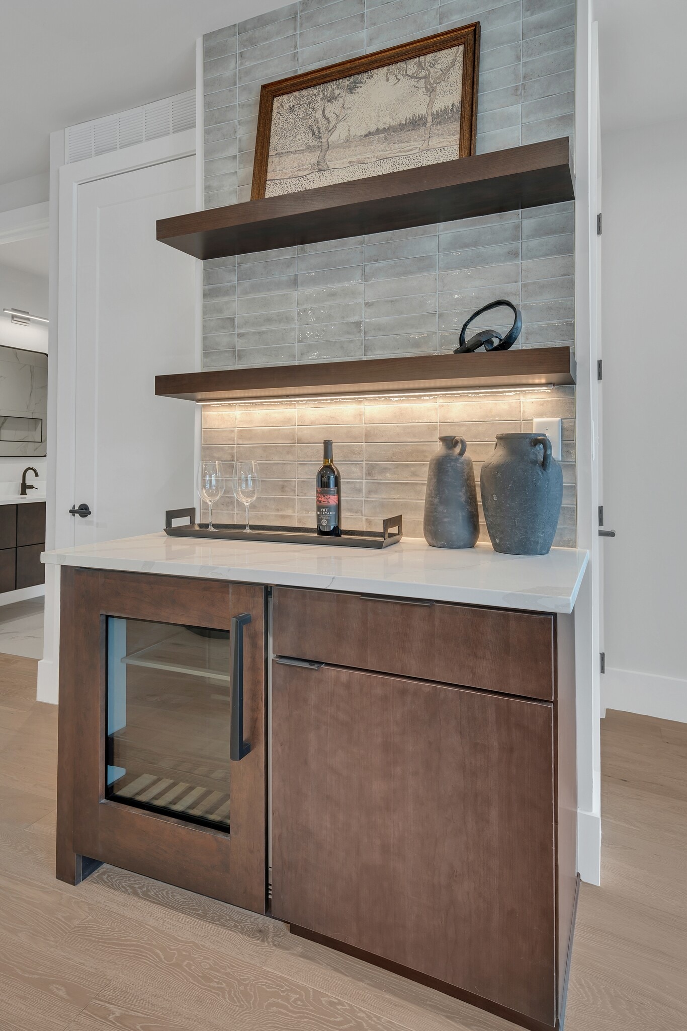 Building Photo - 321 31st Ave N