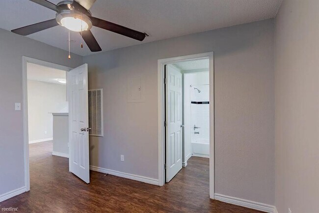 Building Photo - 4500 Witham Ln