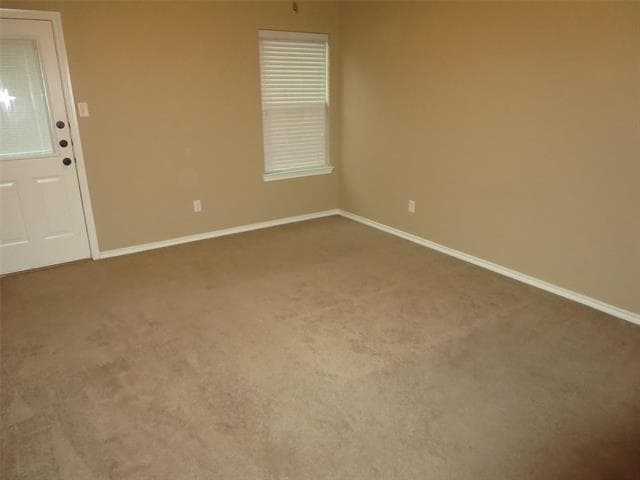 Building Photo - 1305 Ravenwood Dr