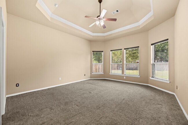 Building Photo - 13938 Sawmill Run Ln