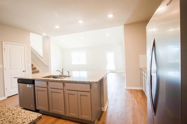 Building Photo - 1612 Fairhaven Gtwy