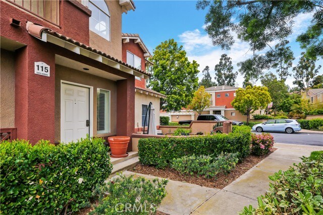 Building Photo - 115 Santa Barbara Ct