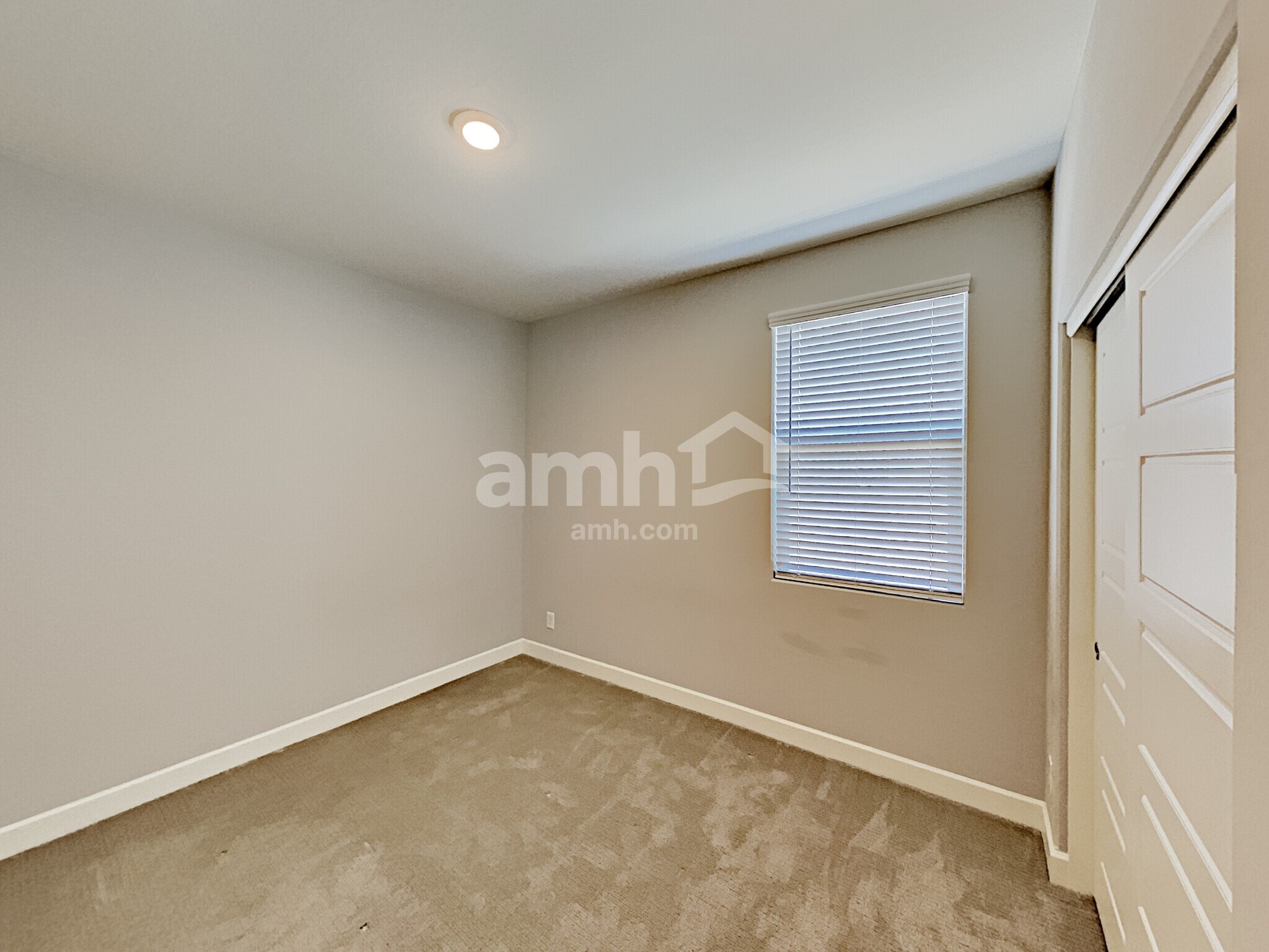 Building Photo - 18240 W Thunderhill Pl