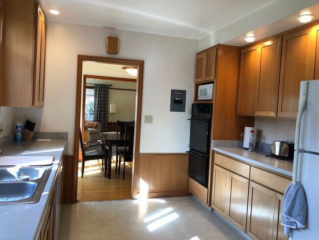 Kitchen, Dining Room - 820 Palo Alto Ave