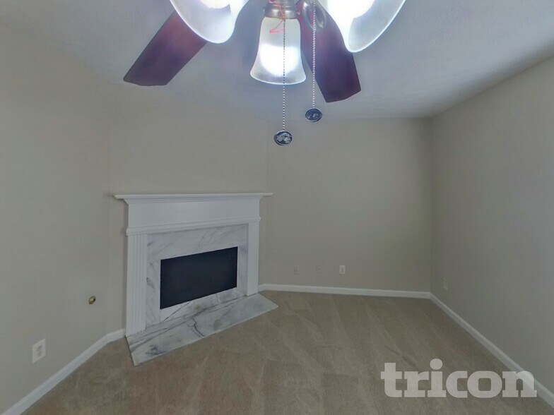 Building Photo - 7447 Edenberry Way