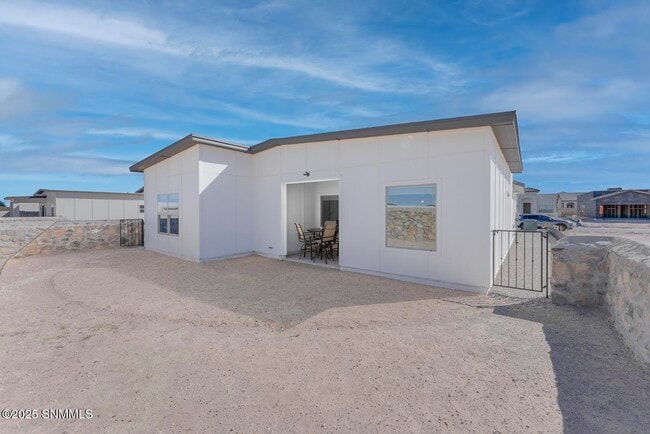 Building Photo - 3684 Springhaven Lp