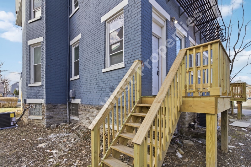 Building Photo - 1512 Blair Ave