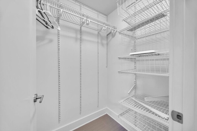 Building Photo - 1276 S Nahale Pl