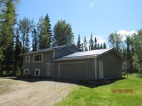 Building Photo - Gorgeous 4 Bed/2Bath/2Car Home!