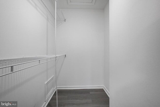 Building Photo - 12765 Fair Crest Ct