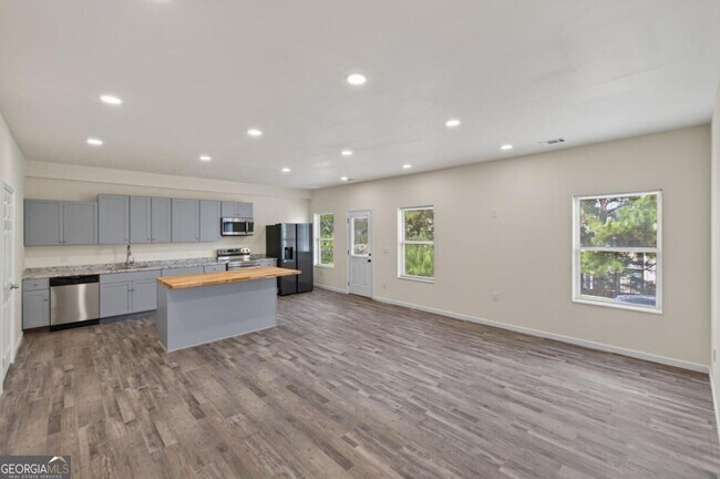 Building Photo - 160 Janney Cir